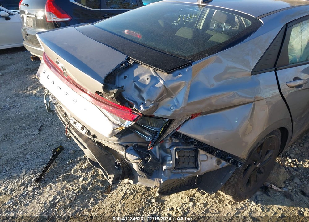 2023 HYUNDAI ELANTRA SEL VIN: KMHLM4AG2PU605284