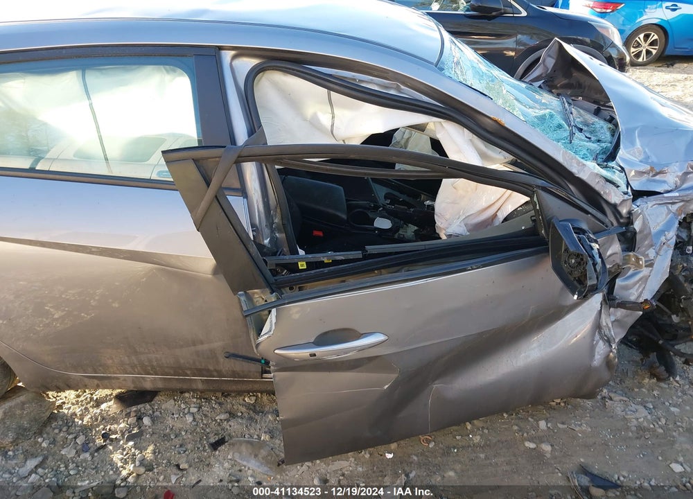 2023 HYUNDAI ELANTRA SEL VIN: KMHLM4AG2PU605284