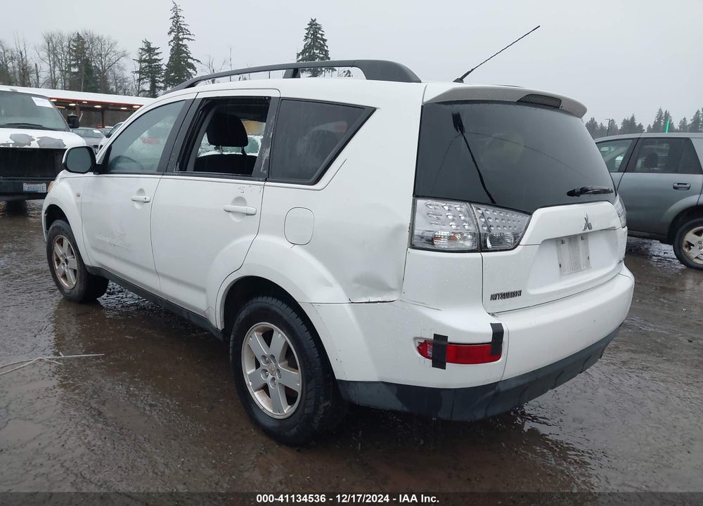 2008 MITSUBISHI OUTLANDER ES VIN: JA4LS21W78Z007762