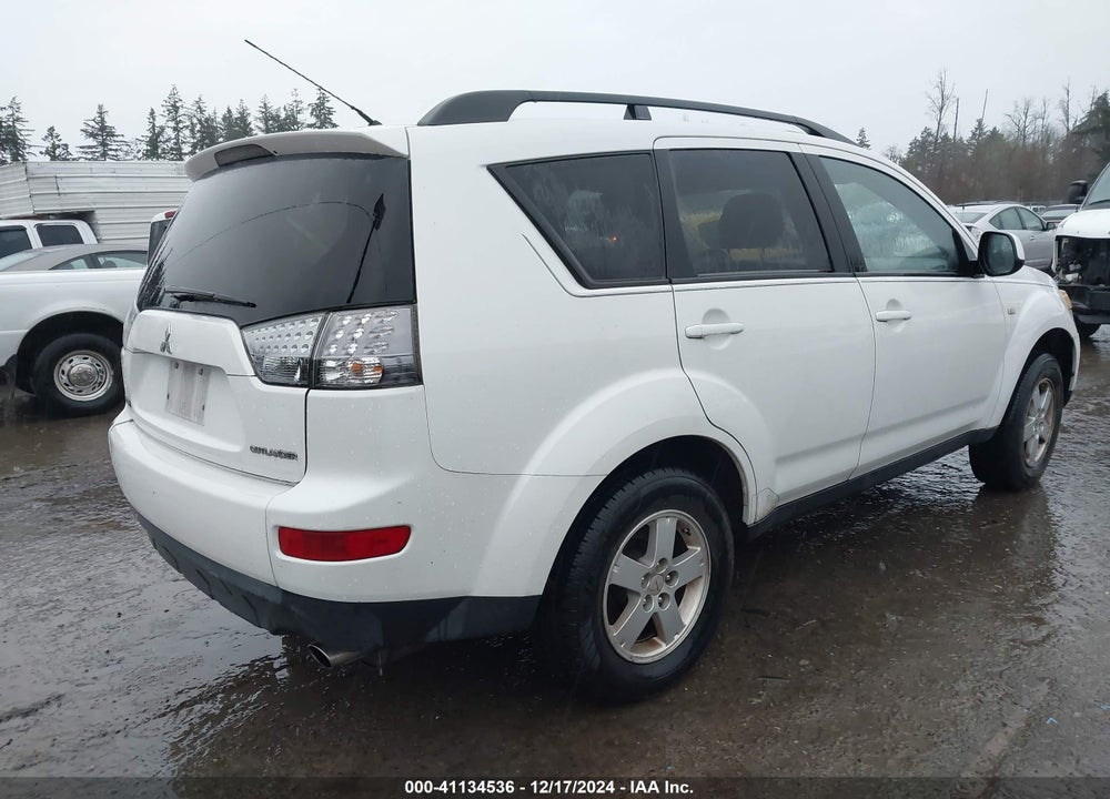 2008 MITSUBISHI OUTLANDER ES VIN: JA4LS21W78Z007762