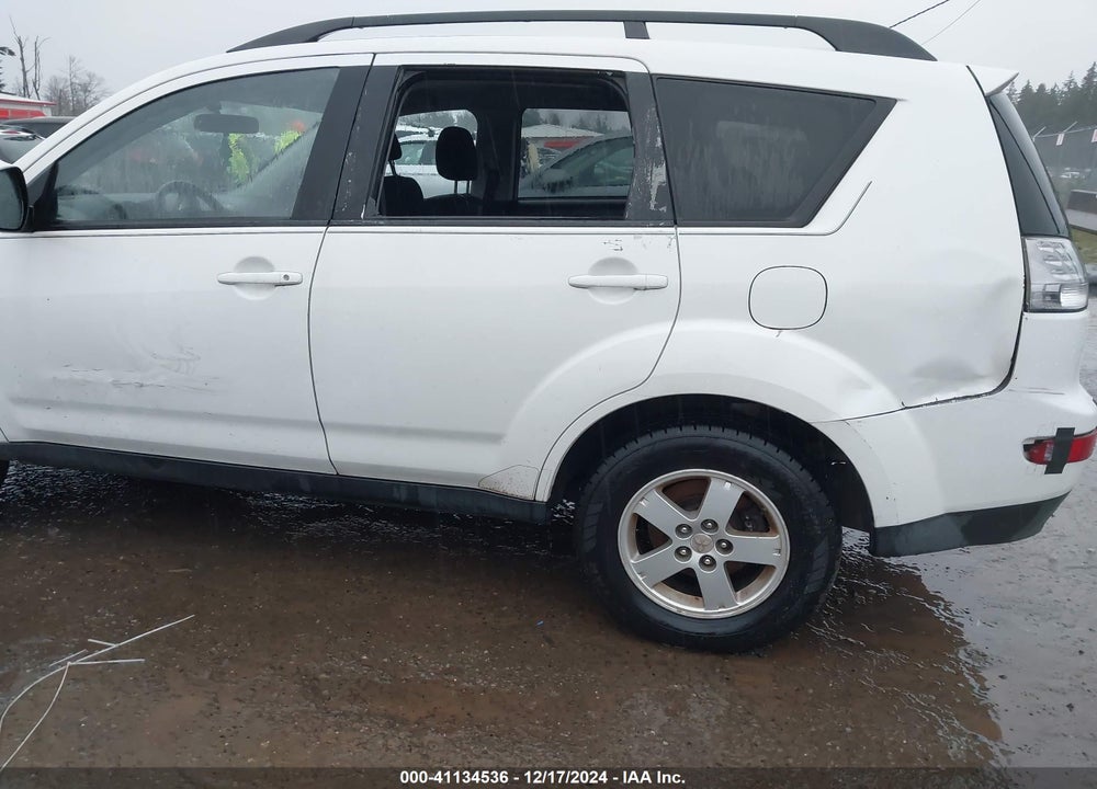 2008 MITSUBISHI OUTLANDER ES VIN: JA4LS21W78Z007762