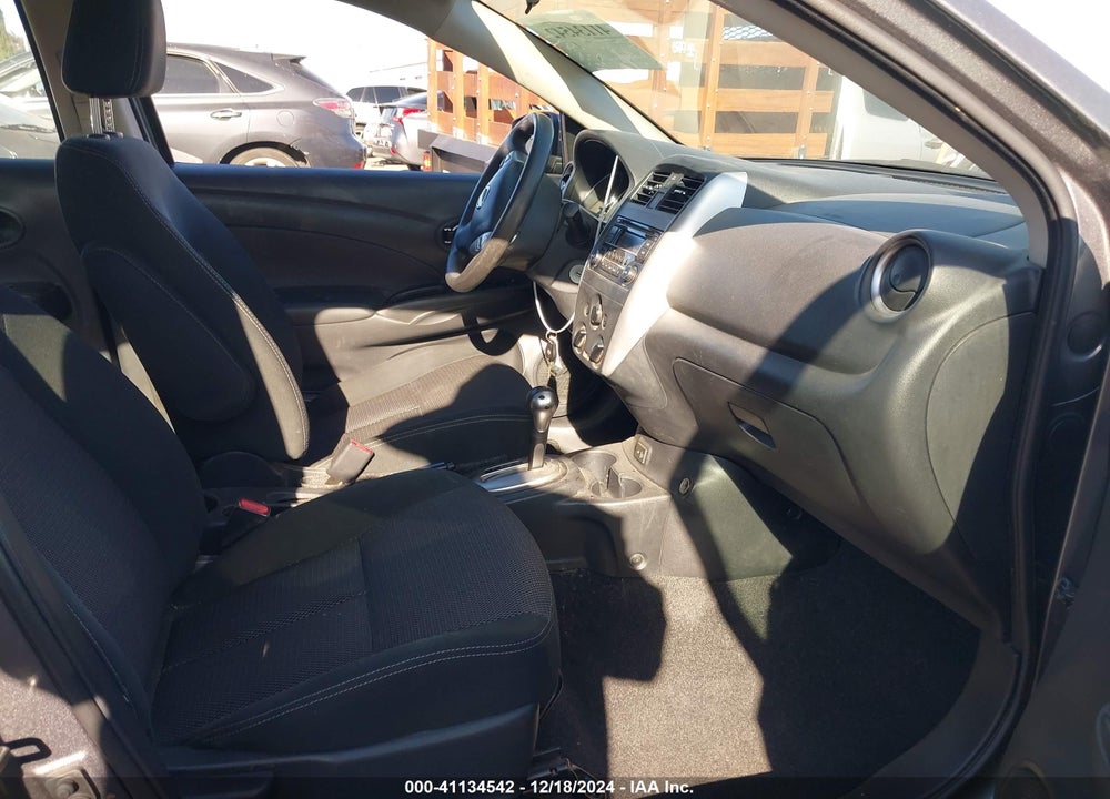 2017 NISSAN VERSA VIN: 3N1CN7AP1HL887550