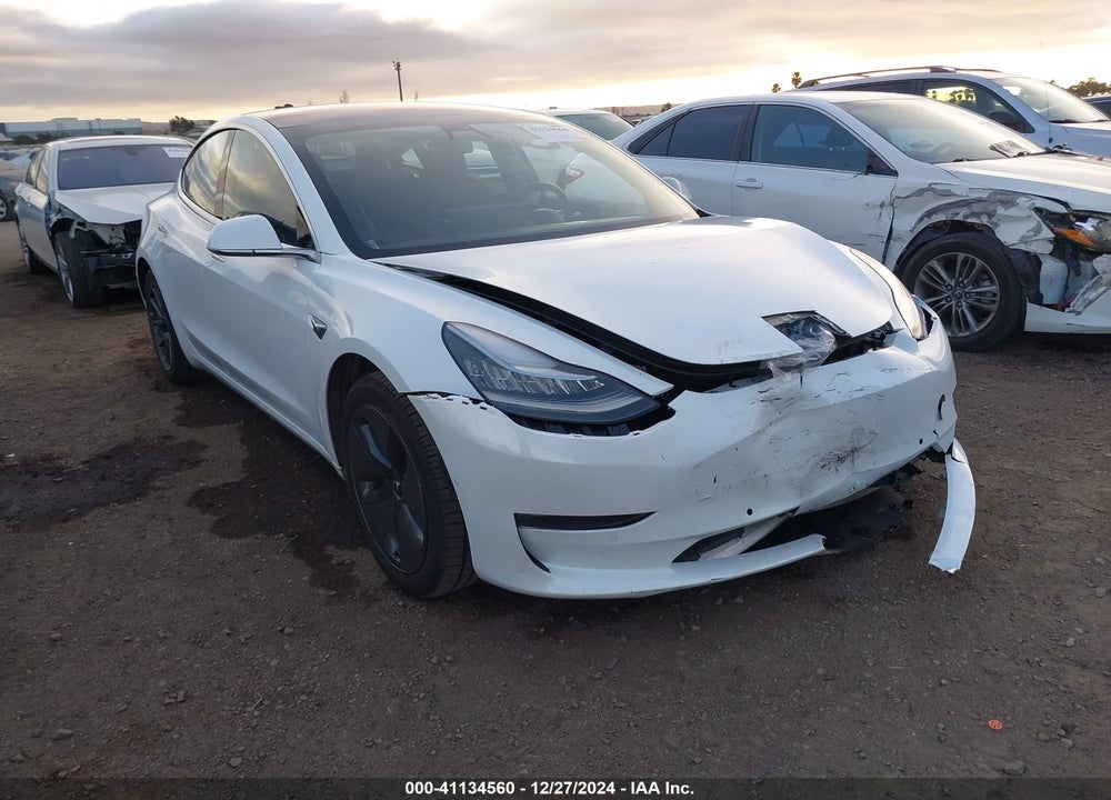 2018 TESLA MODEL 3 LONG RANGE/MID RANGE VIN: 5YJ3E1EA6JF044335