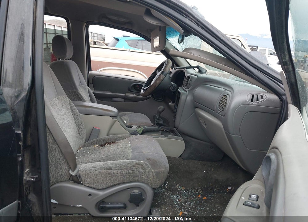 2003 CHEVROLET TRAILBLAZER LS VIN: 1GNDT13S932238196