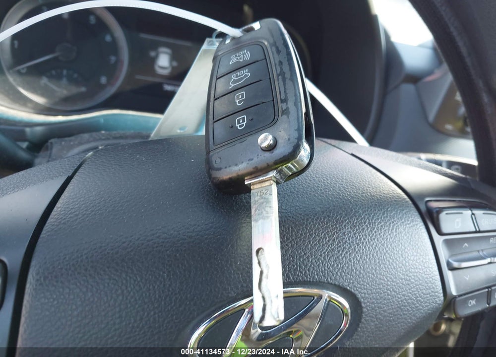 2021 HYUNDAI KONA SE VIN: KM8K12AA6MU641219