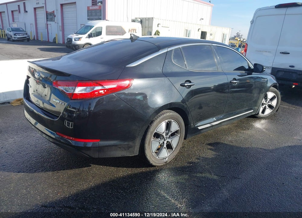 2013 KIA OPTIMA HYBRID VIN: KNAGM4AD8D5054065