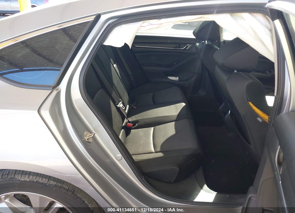 2019 HONDA ACCORD LX VIN: 1HGCV1F18KA158024