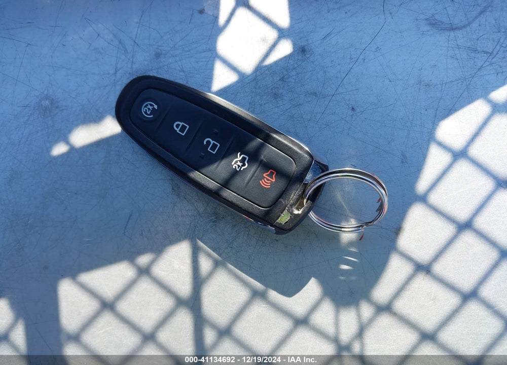 2015 FORD ESCAPE TITANIUM VIN: 1FMCU9J98FUB90078