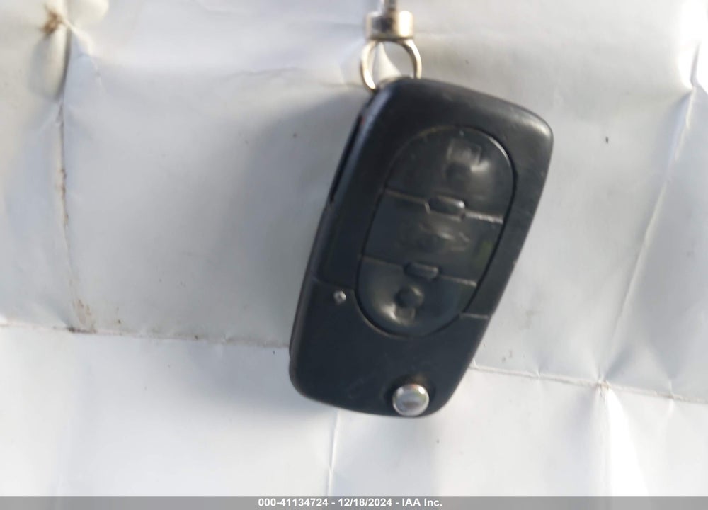 2001 AUDI TT VIN: TRUWX28N111045838