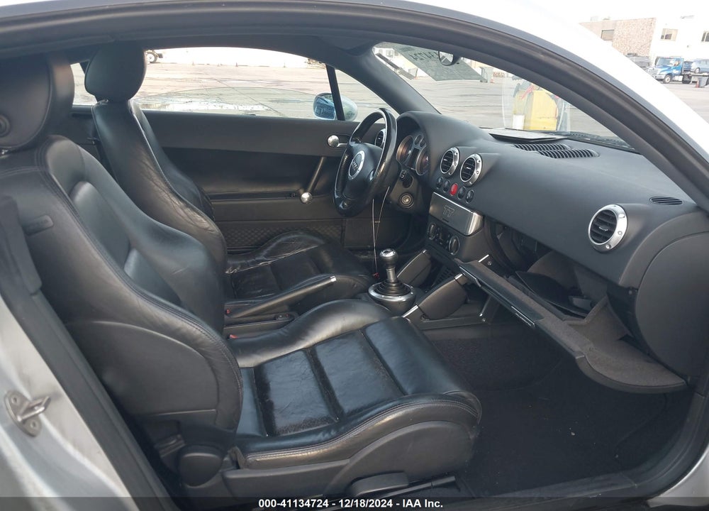 2001 AUDI TT VIN: TRUWX28N111045838