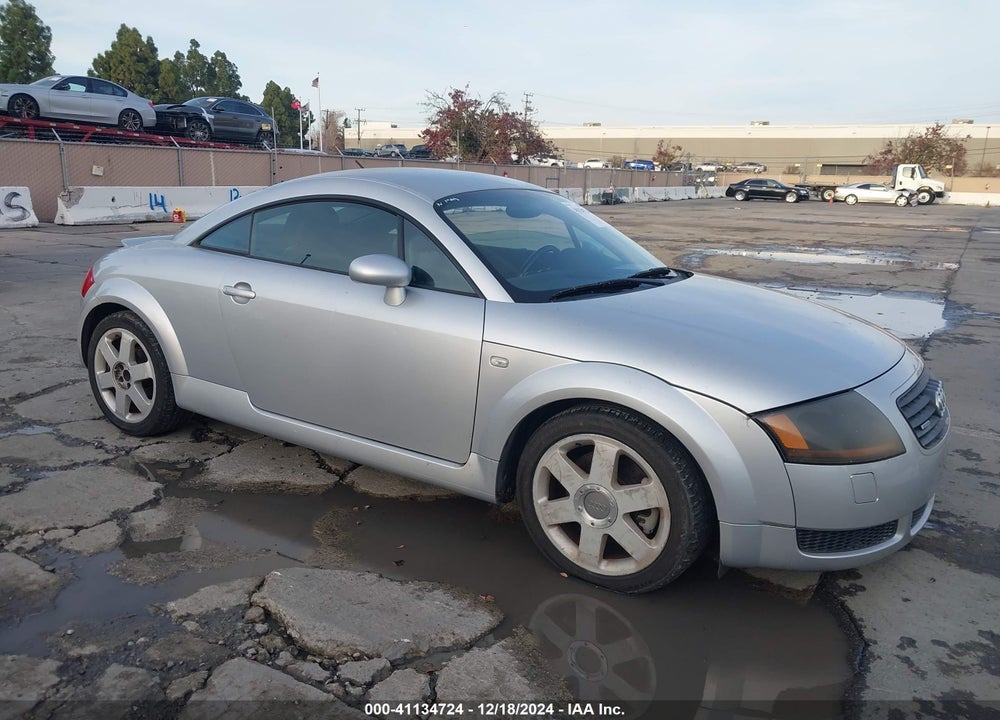 2001 AUDI TT VIN: TRUWX28N111045838