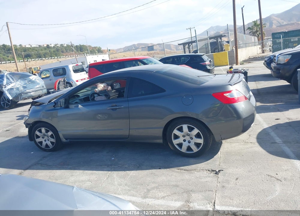 2010 HONDA CIVIC LX VIN: 2HGFG1B65AH530394