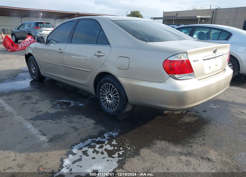 2005 TOYOTA CAMRY LE VIN: 4T1BE32K55U529000