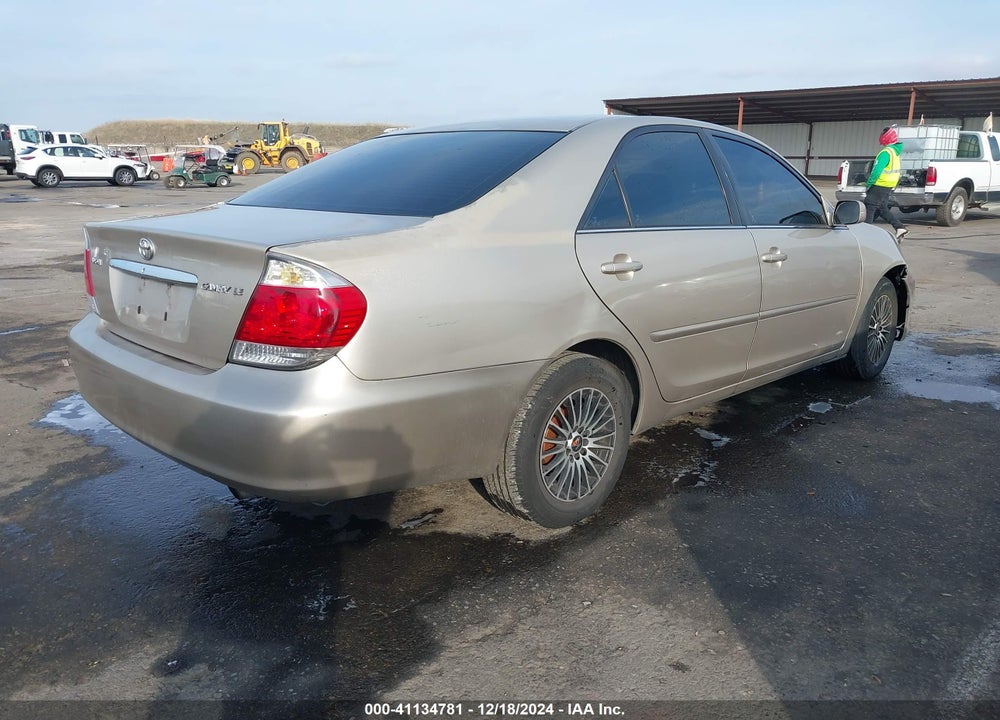 2005 TOYOTA CAMRY LE VIN: 4T1BE32K55U529000
