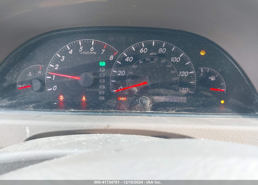 2005 TOYOTA CAMRY LE VIN: 4T1BE32K55U529000