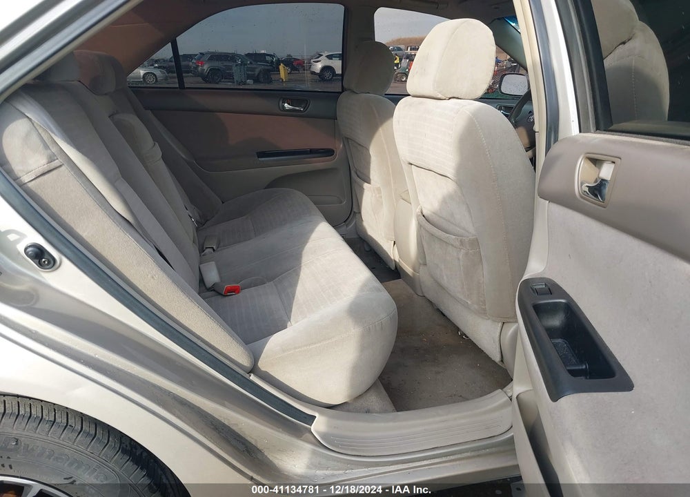 2005 TOYOTA CAMRY LE VIN: 4T1BE32K55U529000