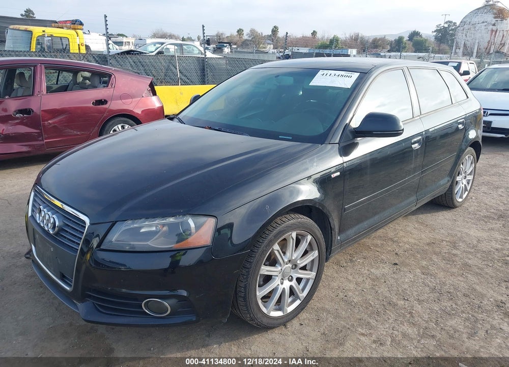 2010 AUDI A3 2.0T PREMIUM VIN: WAUMFAFM0AA018233