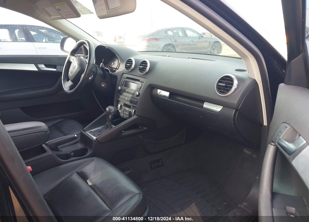 2010 AUDI A3 2.0T PREMIUM VIN: WAUMFAFM0AA018233