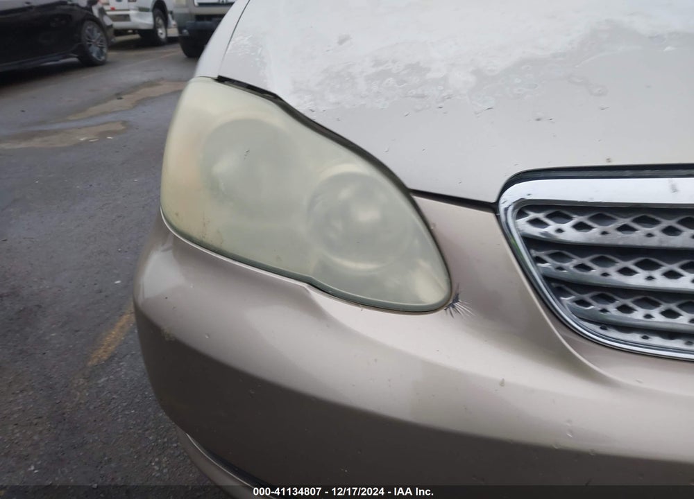 2005 TOYOTA COROLLA LE VIN: 1NXBR32E35Z448012