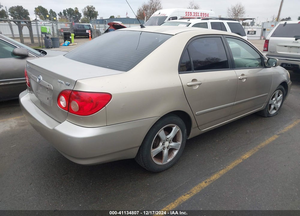 2005 TOYOTA COROLLA LE VIN: 1NXBR32E35Z448012