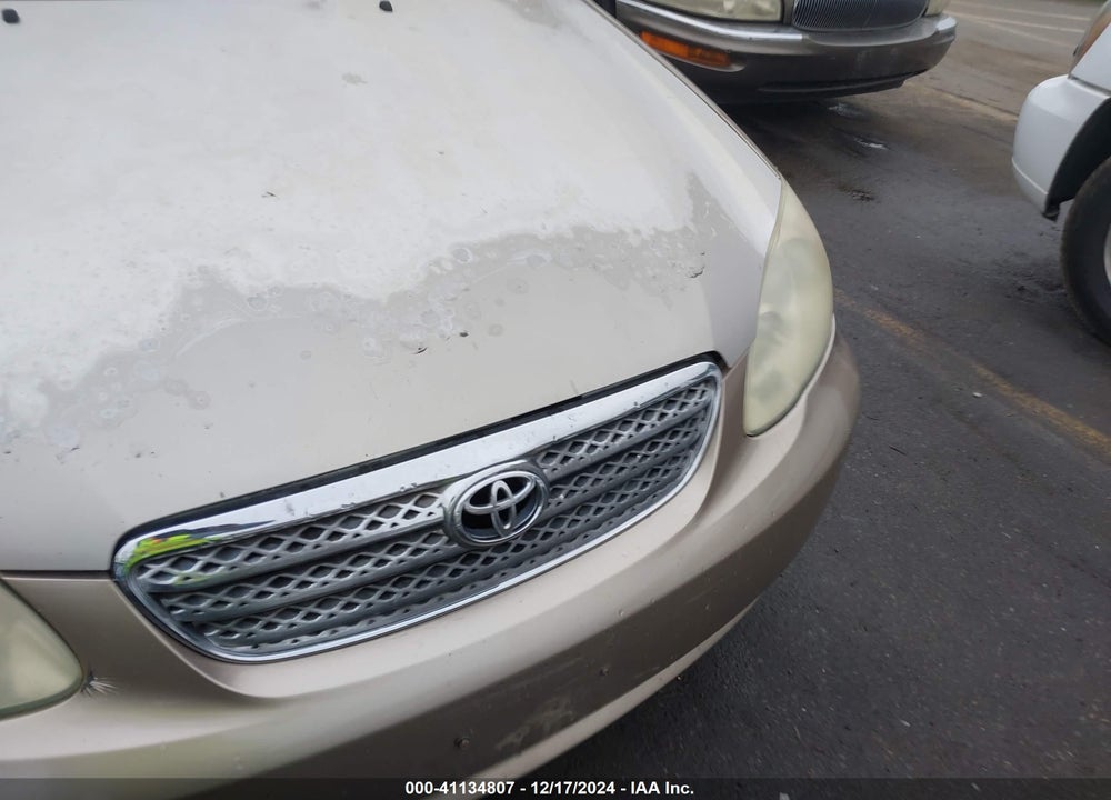 2005 TOYOTA COROLLA LE VIN: 1NXBR32E35Z448012