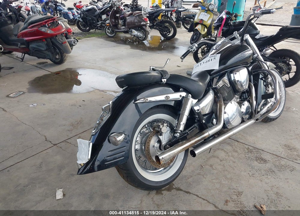 2004 HONDA VT1300 S VIN: 1HFSC52094A105314