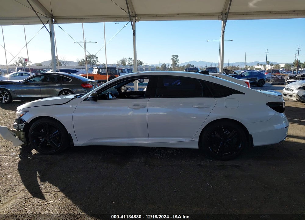 2022 HONDA ACCORD VIN: 1HGCV2F36NA009221
