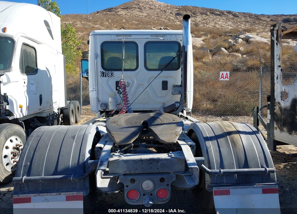 2016 FREIGHTLINER CASCADIA 113 VIN: 1FUBGADV1GLHB5742