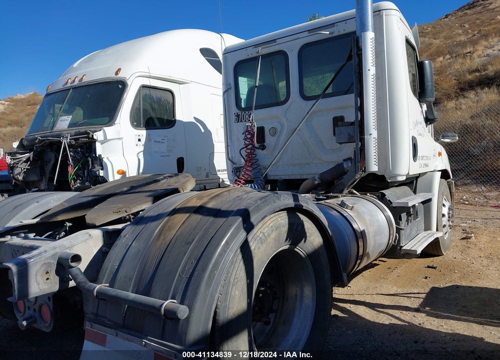 2016 FREIGHTLINER CASCADIA 113 VIN: 1FUBGADV1GLHB5742