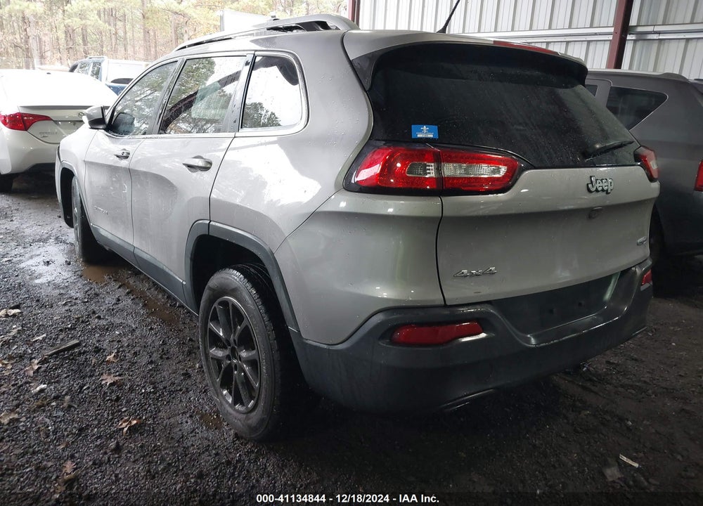 2018 JEEP CHEROKEE LATITUDE 4X4 VIN: 1C4PJMCB0JD592493