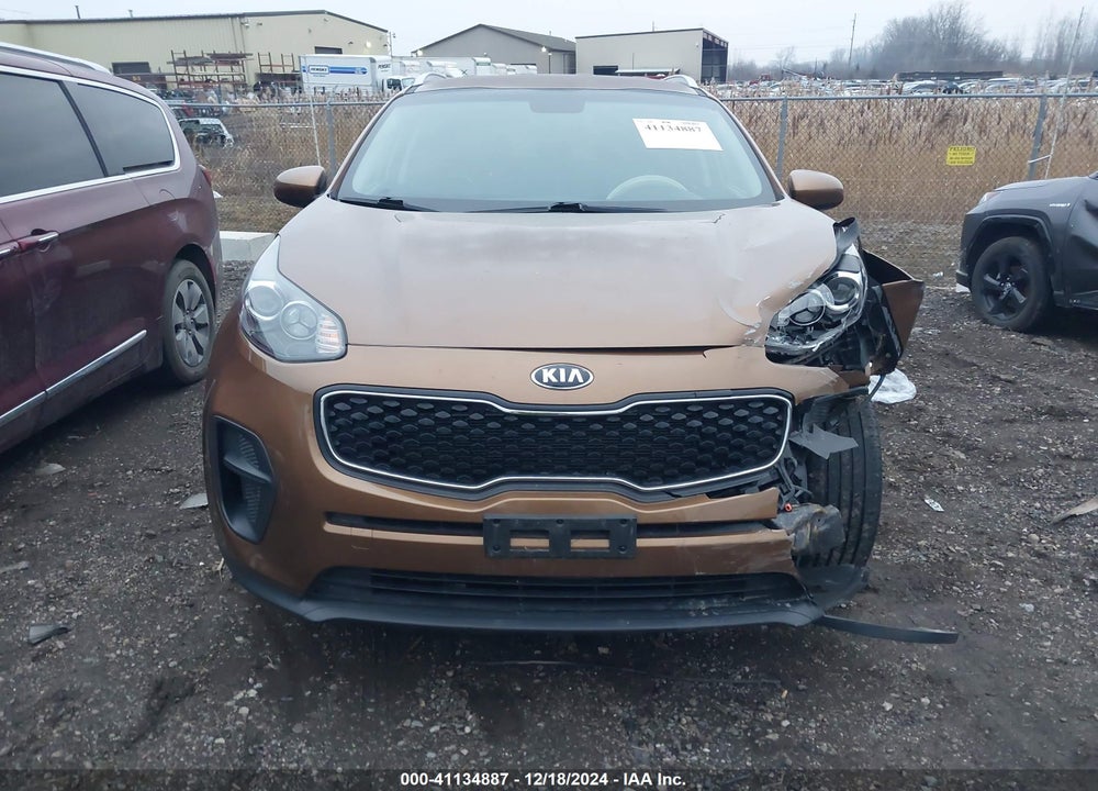 2018 KIA SPORTAGE LX VIN: KNDPM3ACXJ7352671