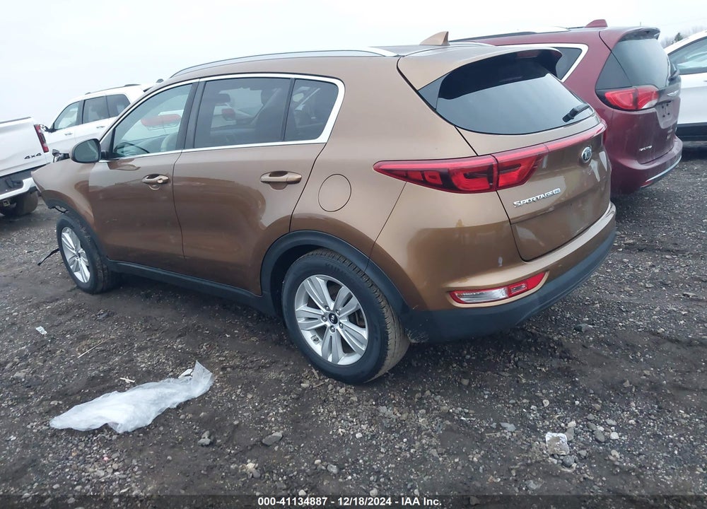2018 KIA SPORTAGE LX VIN: KNDPM3ACXJ7352671
