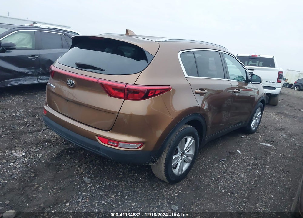 2018 KIA SPORTAGE LX VIN: KNDPM3ACXJ7352671