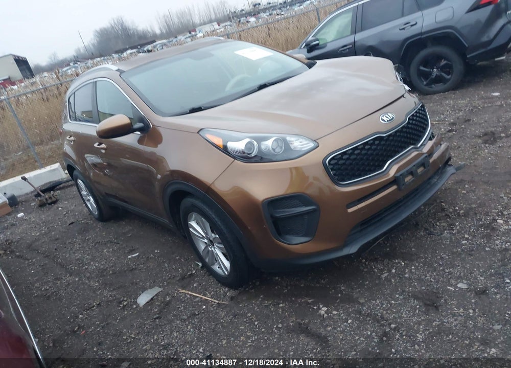 2018 KIA SPORTAGE LX VIN: KNDPM3ACXJ7352671