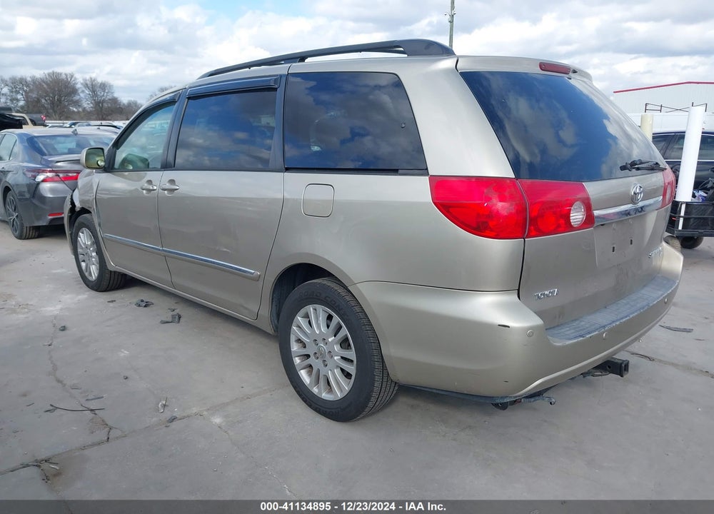 2008 TOYOTA SIENNA LIMITED VIN: 5TDBK22C58S015155