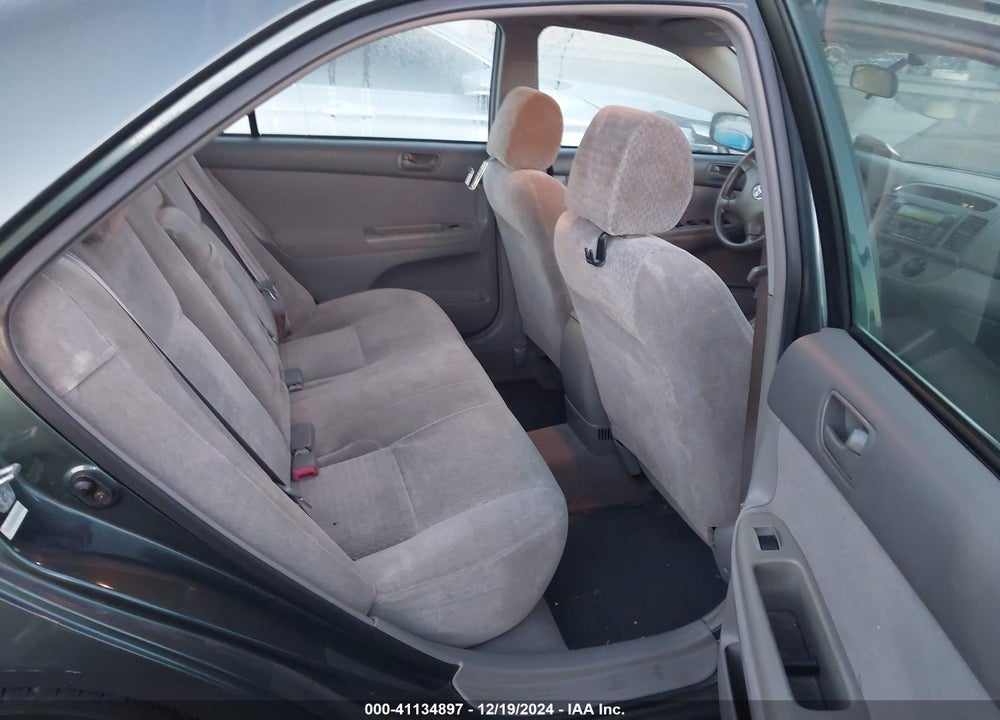 2002 TOYOTA CAMRY LE VIN: 4T1BE32K42U528383