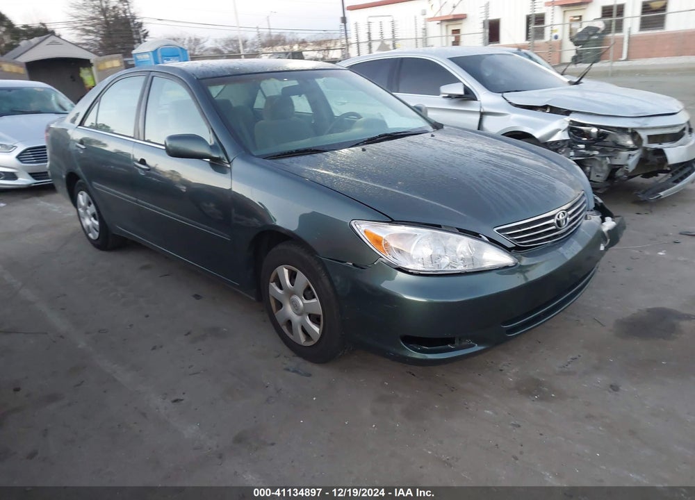 2002 TOYOTA CAMRY LE VIN: 4T1BE32K42U528383