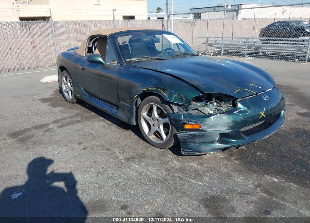 2002 MAZDA MX-5 MIATA CLOTH/LS/SE VIN: JM1NB353620230956