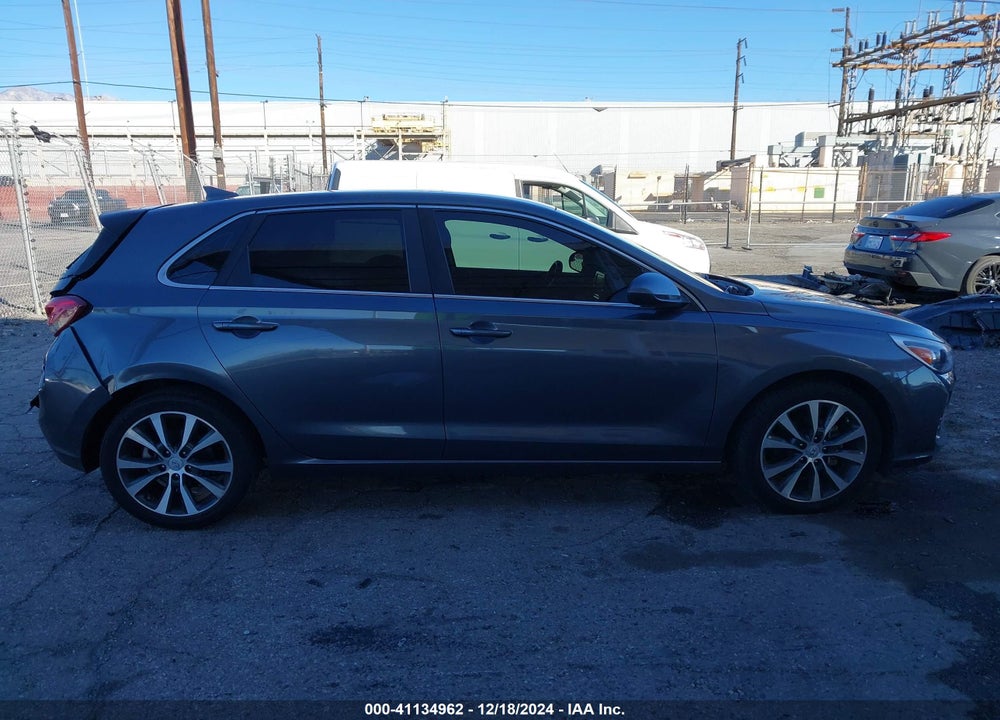 2019 HYUNDAI ELANTRA GT VIN: KMHH35LE4KU100110