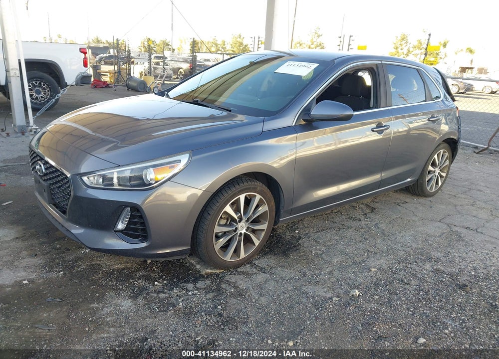 2019 HYUNDAI ELANTRA GT VIN: KMHH35LE4KU100110