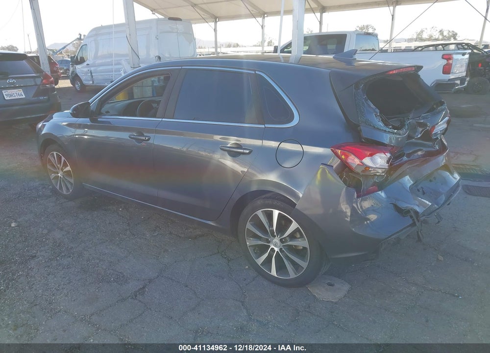2019 HYUNDAI ELANTRA GT VIN: KMHH35LE4KU100110