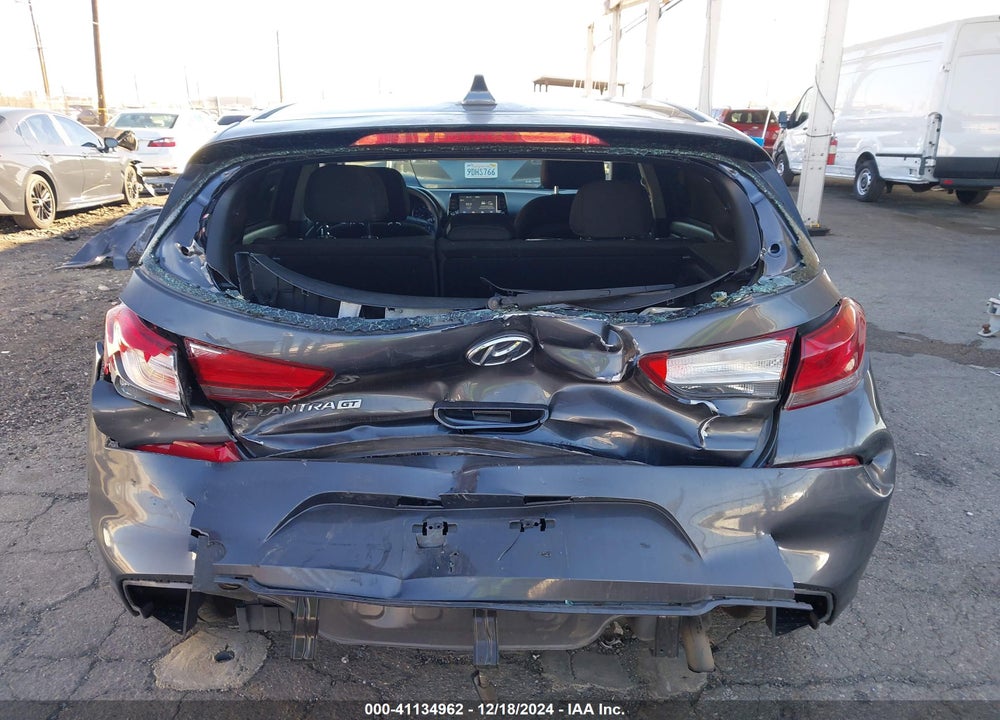 2019 HYUNDAI ELANTRA GT VIN: KMHH35LE4KU100110