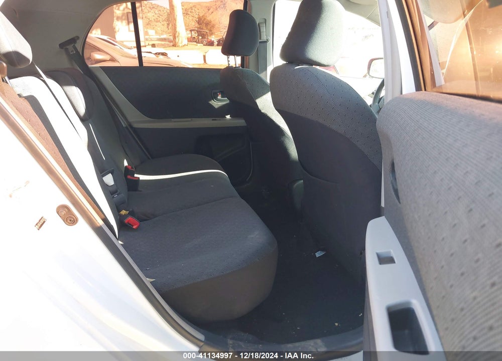 2011 TOYOTA YARIS VIN: JTDKT4K33B5333135
