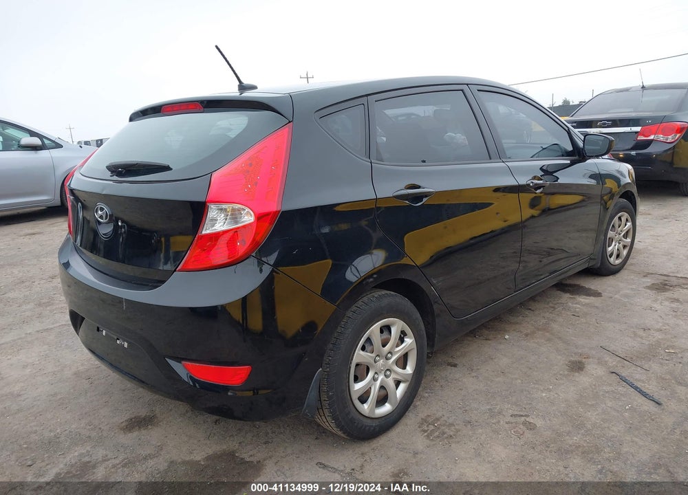 2014 HYUNDAI ACCENT GS VIN: KMHCT5AE1EU182945
