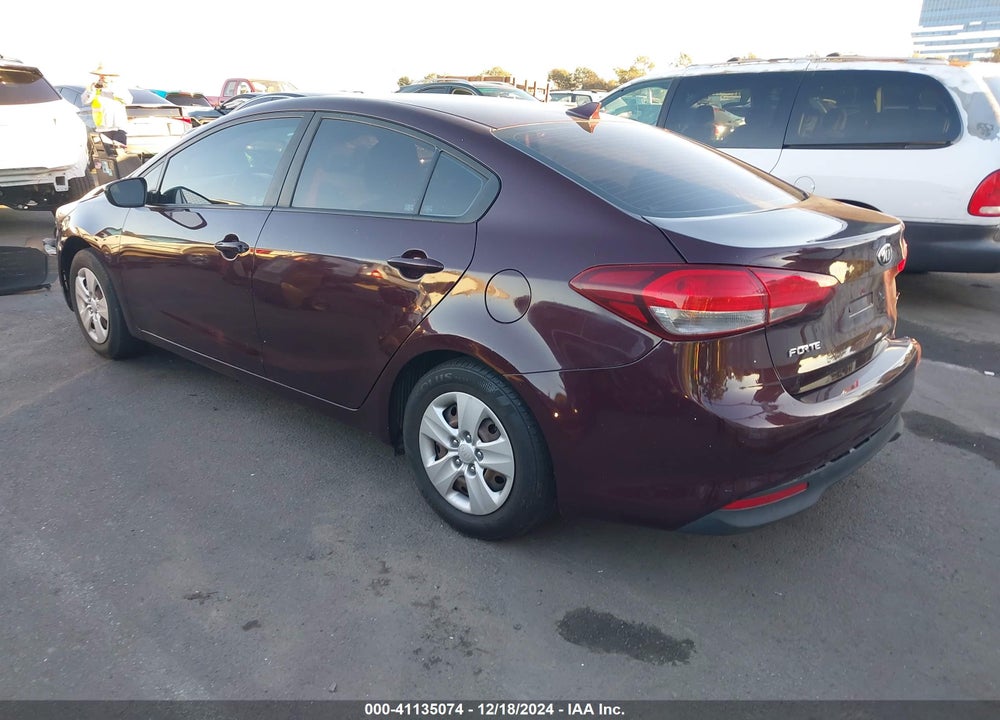 2017 KIA FORTE LX VIN: 3KPFK4A74HE027034