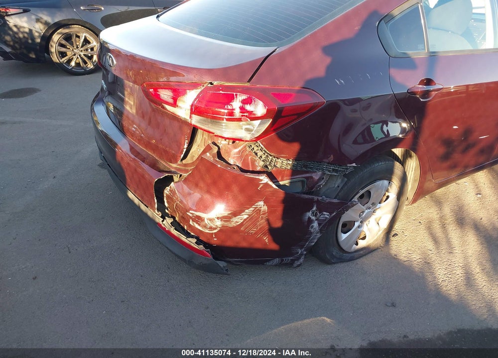 2017 KIA FORTE LX VIN: 3KPFK4A74HE027034