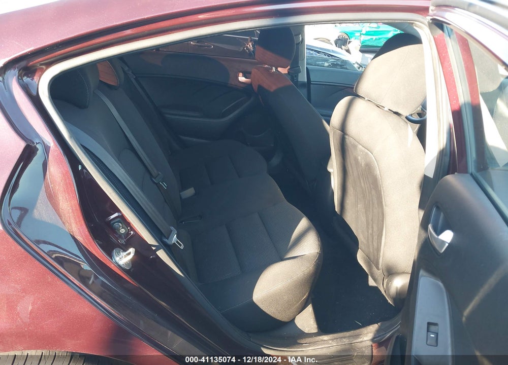 2017 KIA FORTE LX VIN: 3KPFK4A74HE027034
