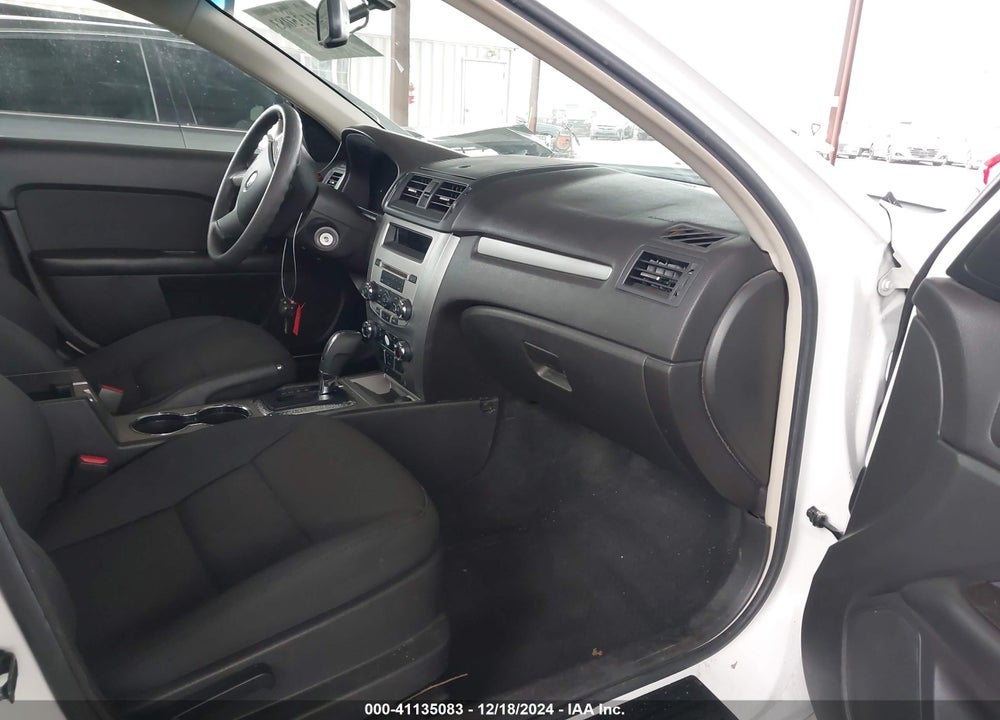 2010 FORD FUSION SE VIN: 3FAHP0HA4AR423540