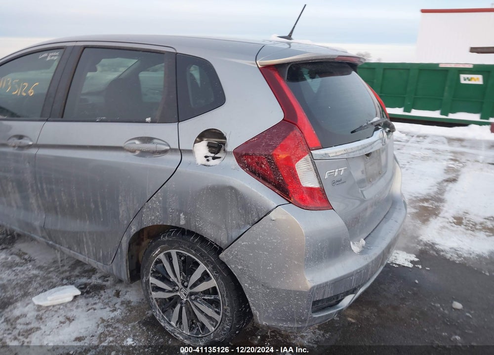 2018 HONDA FIT EX VIN: 3HGGK5H83JM716181