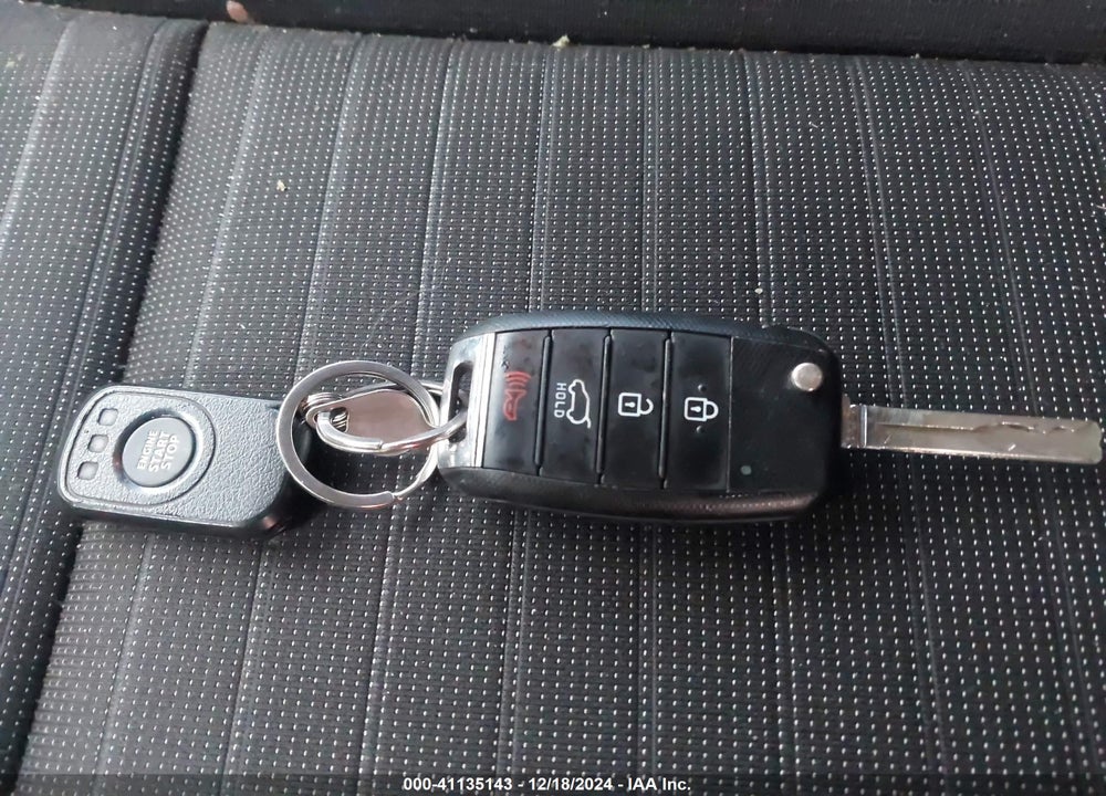 2018 KIA SPORTAGE LX VIN: KNDPM3AC8J7330717